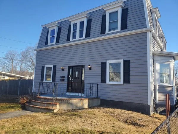 $3,300 | 232 North Street, Unit 1, Weymouth, MA 02191