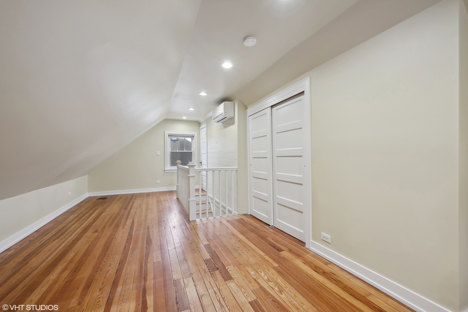 314 Oxford Road Kenilworth, IL 60043 - Photo 17 of 27