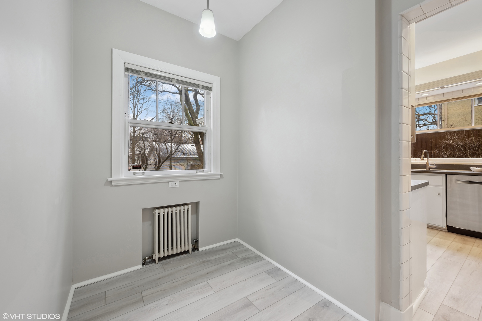 314 Oxford Road Kenilworth, IL 60043 - Photo 9 of 27