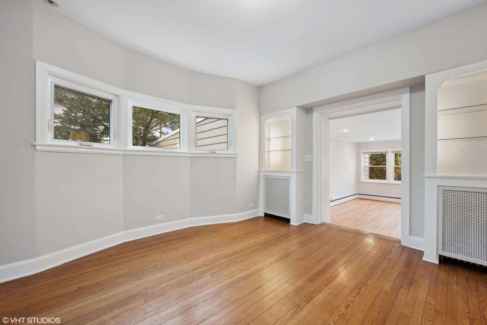 314 Oxford Road Kenilworth, IL 60043 - Photo 10 of 27