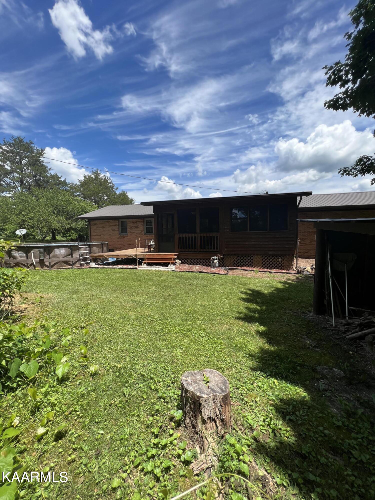 135 Regent Drive Harrogate, TN 37752 - Photo 2 of 39 E797F499-4D4E-473E-B666-A3D6F004508E