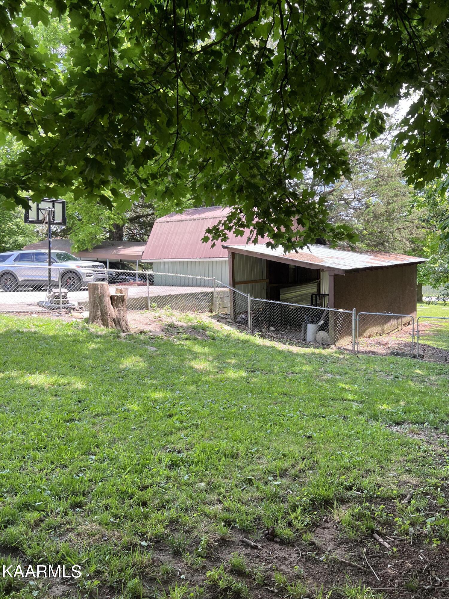 135 Regent Drive Harrogate, TN 37752 - Photo 29 of 39 4DCCA462-F33E-4AA5-9F59-3246ECF513A0