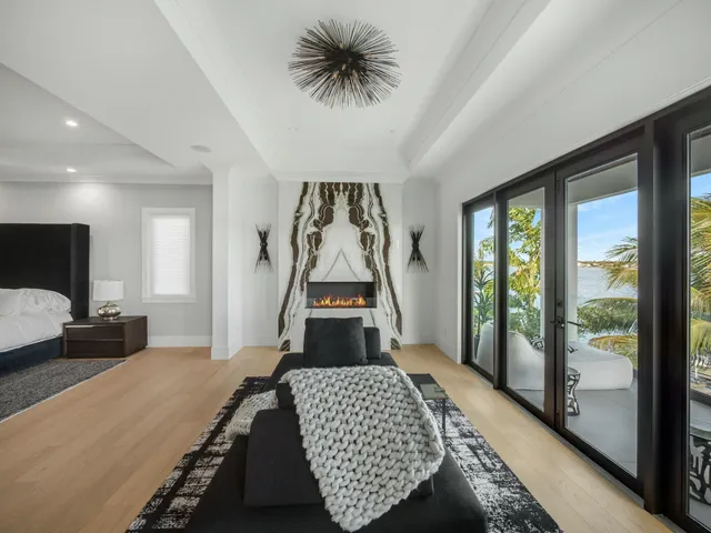 $12,600,000 | 9 Bamboo Lane, Jupiter, FL 33458