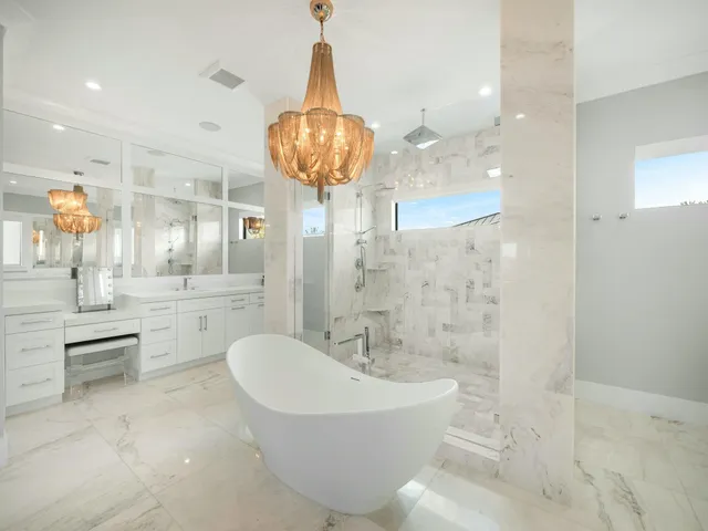 $12,600,000 | 9 Bamboo Lane, Jupiter, FL 33458