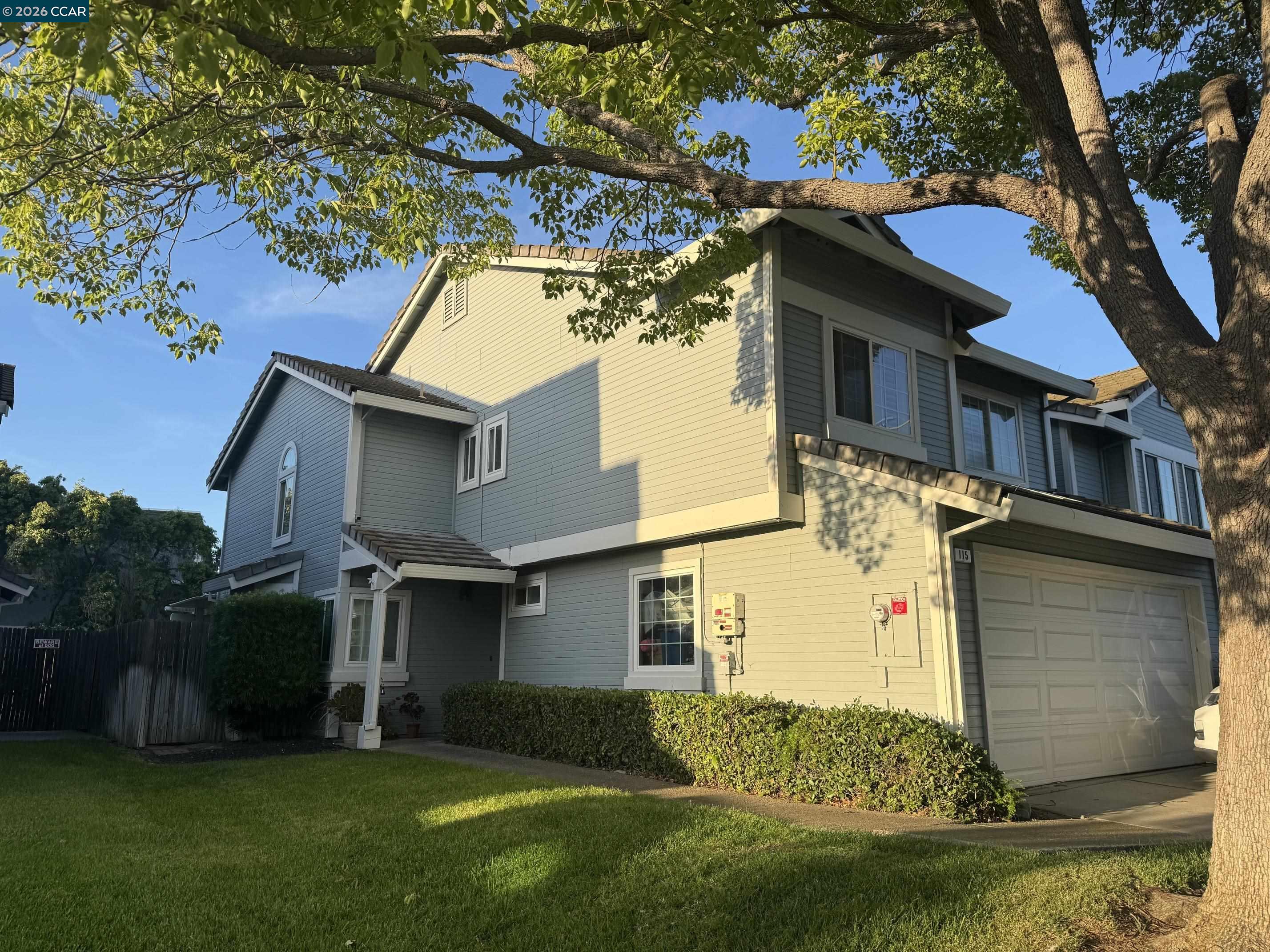 115 Pelican Loop Pittsburg, CA 94565 - Photo 2 of 17