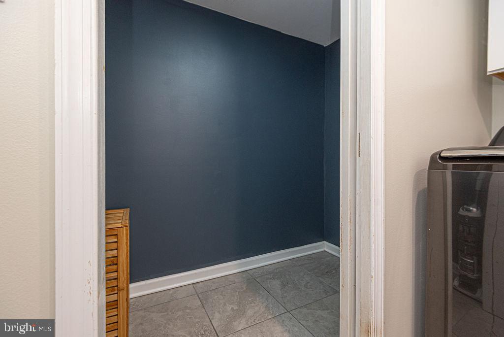 9530 Peerless Road Bishopville, MD 21813 - Photo 33 of 51 a view of hallway