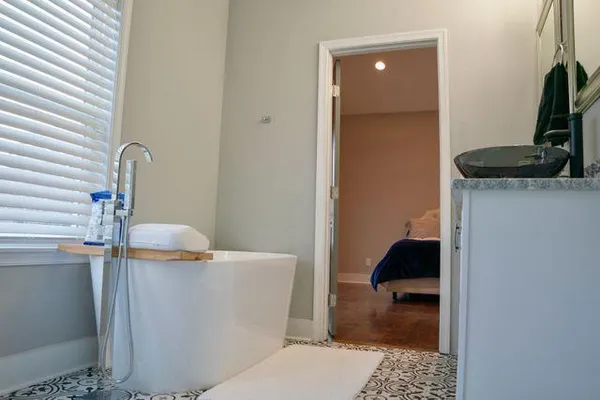 $3,250 | 1005 Birch Street Southwest, Atlanta, GA 30310