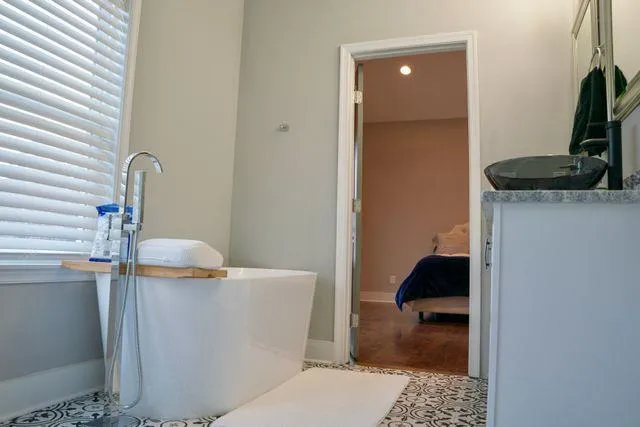 $3,250 | 1005 Birch Street Southwest, Atlanta, GA 30310