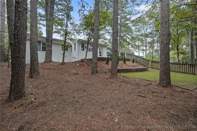 $425,000 | 2515 Mirror Lake Drive, Fayetteville, NC 28303