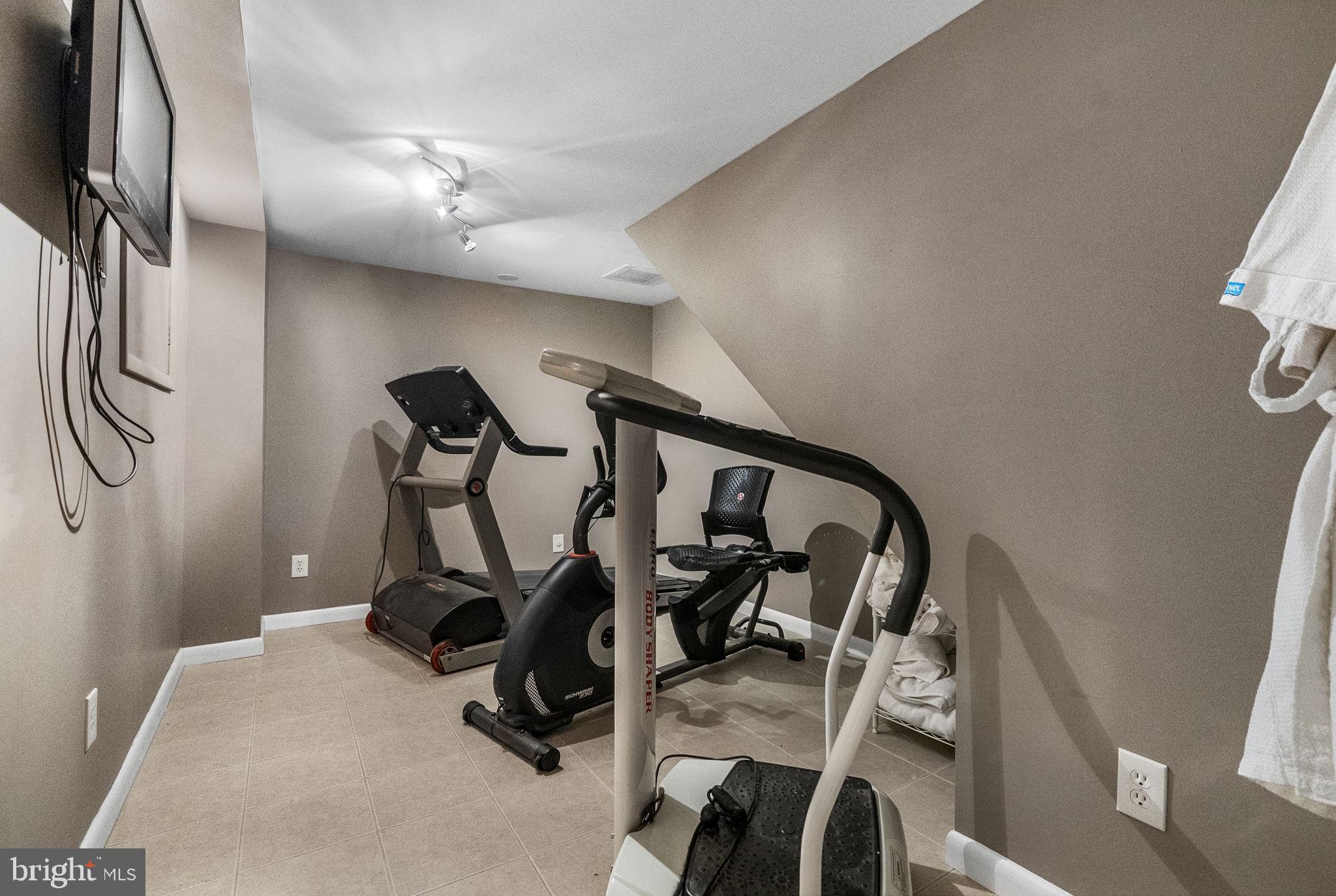 2509 Riverton Road Cinnaminson, NJ 08077 - Photo 52 of 68 Gallery Image 52