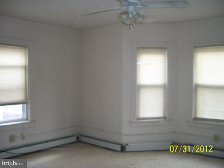 567 Rutherford Avenue Trenton, NJ 08618 - Photo 14 of 20 Gallery Image 14