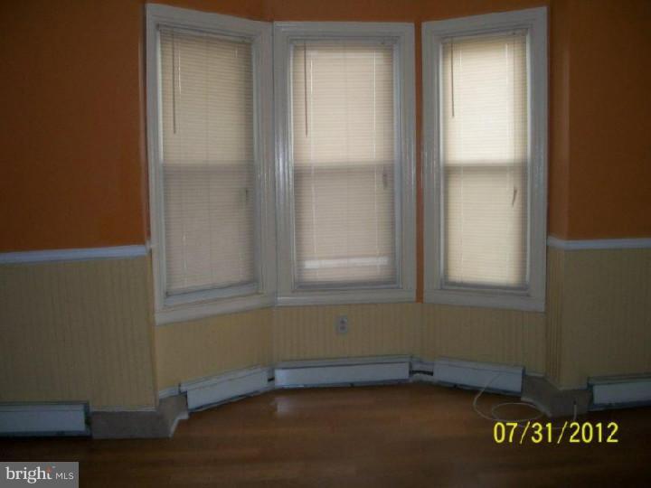 567 Rutherford Avenue Trenton, NJ 08618 - Photo 3 of 20 Gallery Image 3