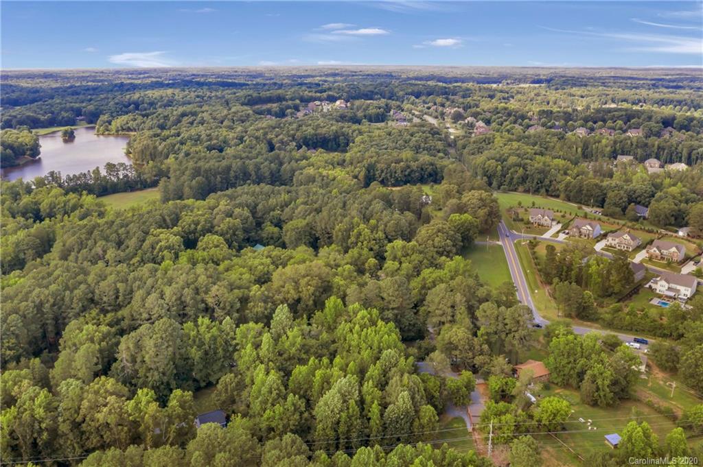 7109 New Town Road Waxhaw, NC 28173 - Photo 28 of 31 an aerial view of multiple house