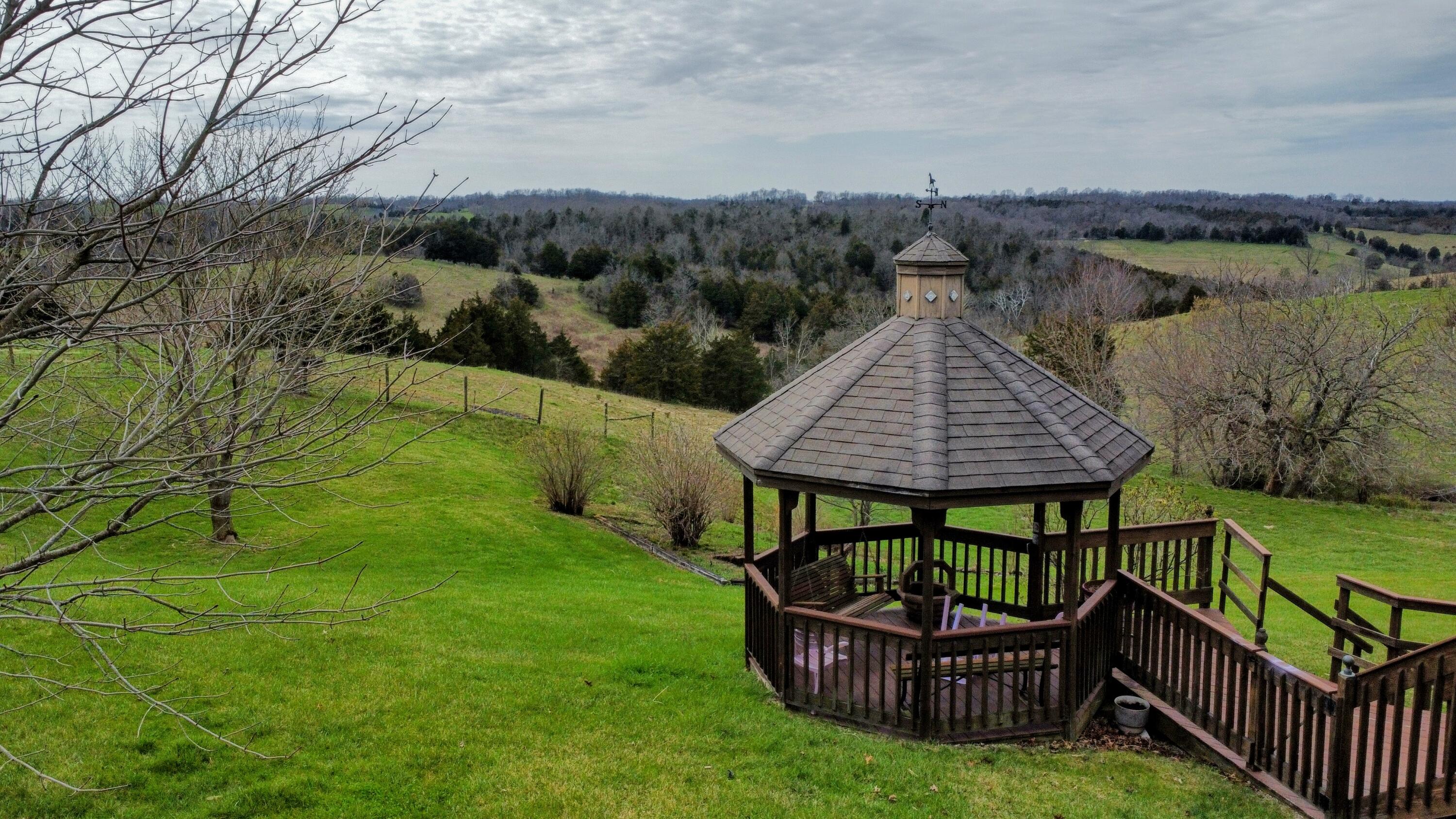 12294 Wesley Chapel Road California, KY 41007 - Photo 28 of 33