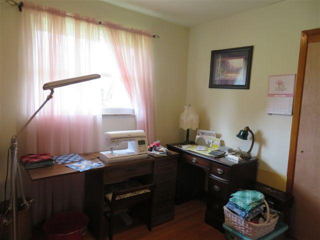 2373 GW Loy Road New Market, TN 37820 - Photo 20 of 33 BEDROOM 2
