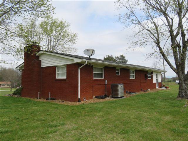 2373 GW Loy Road New Market, TN 37820 - Photo 28 of 33 REAR OF HOME