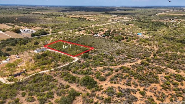 $77,500 | 0 Fm 1343, Devine, TX 78016