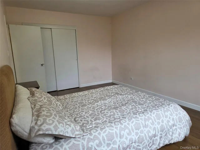 a bed in a bedroom