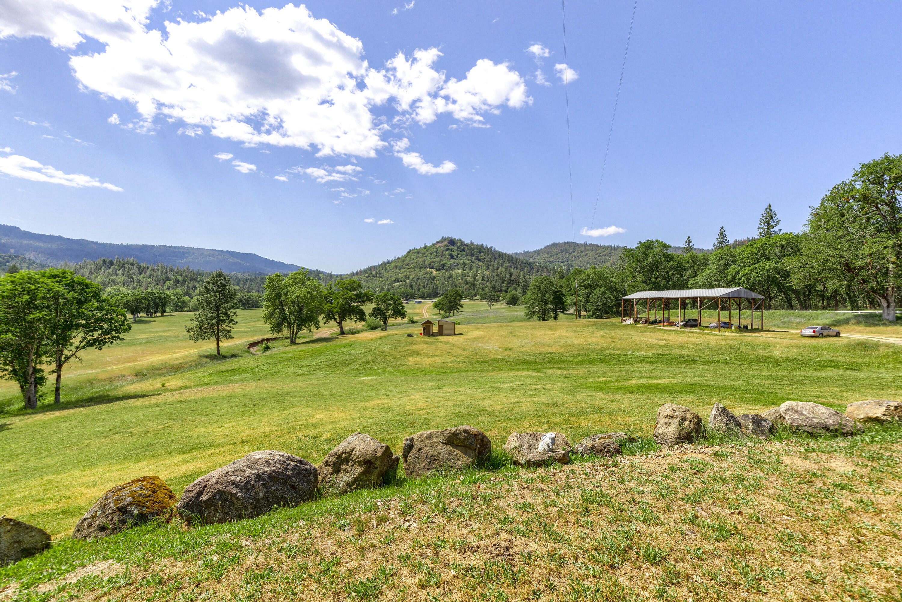 2030 Long Branch Road Eagle Point, OR 97524 - Photo 11 of 54 09_LBR_9