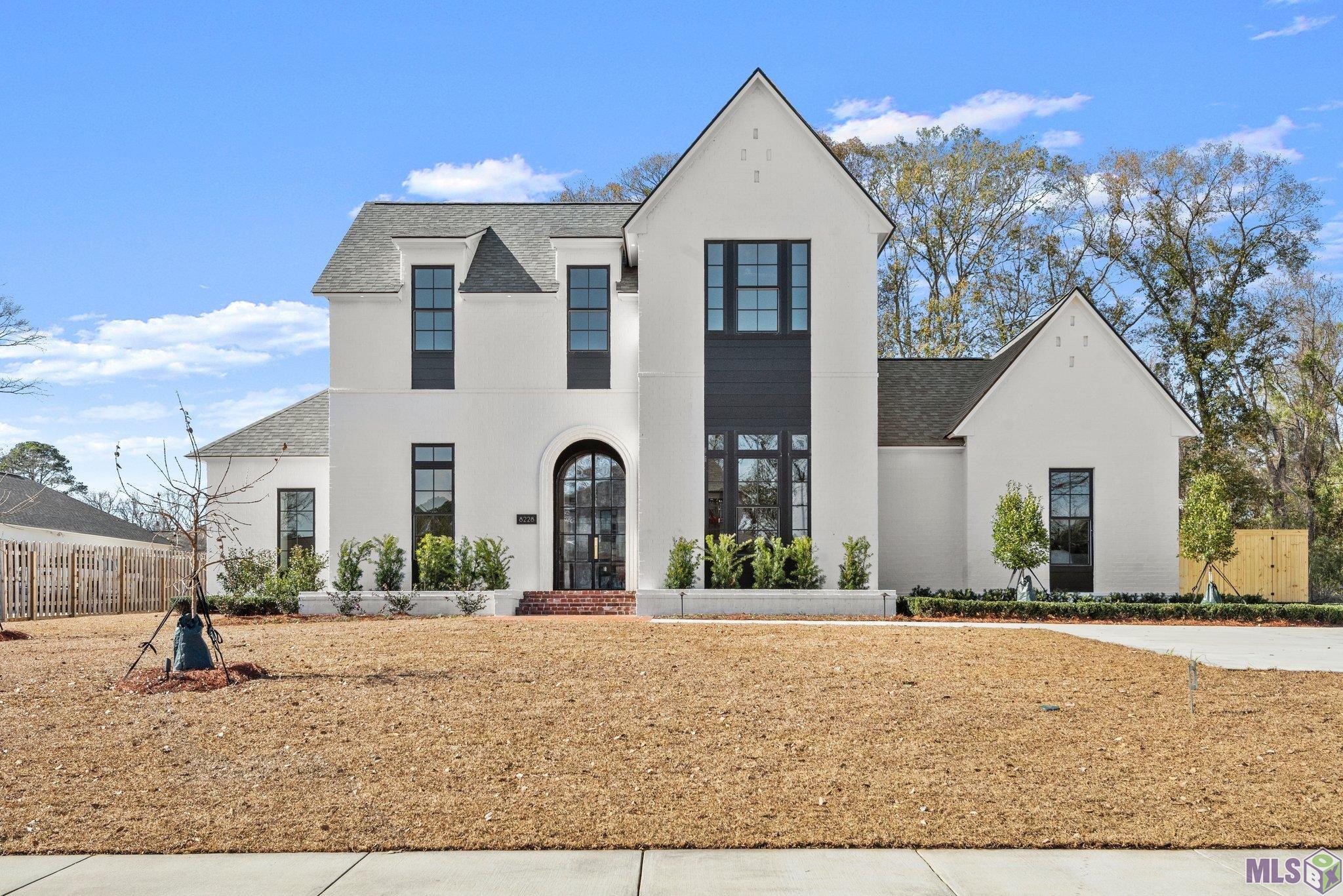 8228 Oakridge Drive Baton Rouge, LA 70810 - Photo 1 of 49
