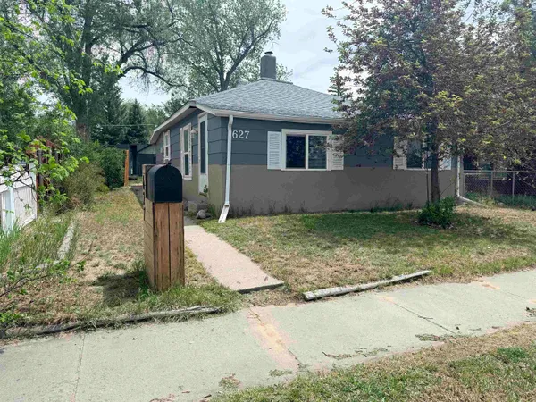 $190,000 | 627 South 4th Street, Douglas, WY 82633