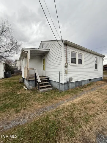 $239,900 | 1108-1110 Fairview Avenue, Unit 3, Kingsport, TN 37660