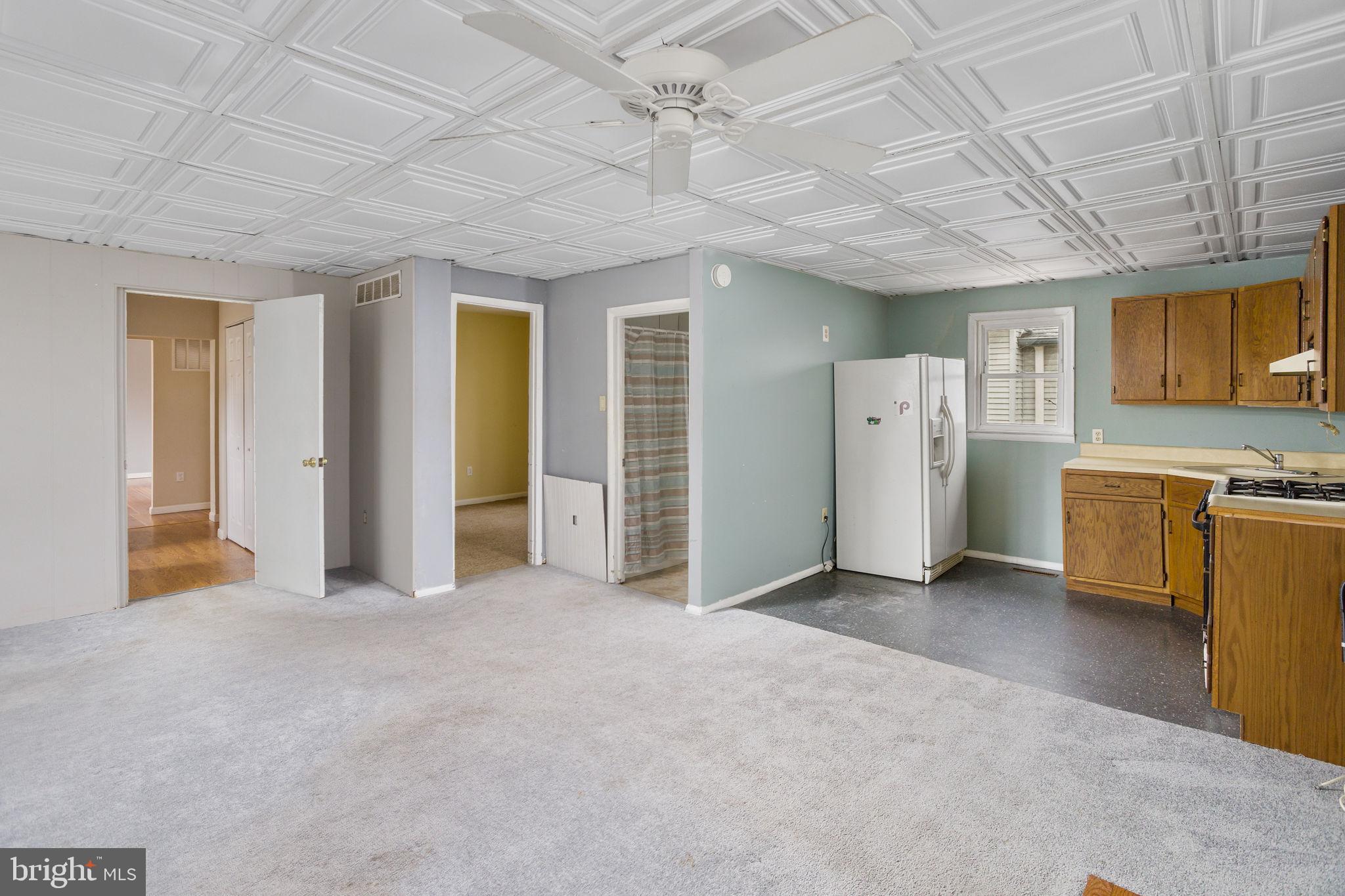 400 Reading Avenue Barrington, NJ 08007 - Photo 23 of 35 en view interior of the house with refrigerator