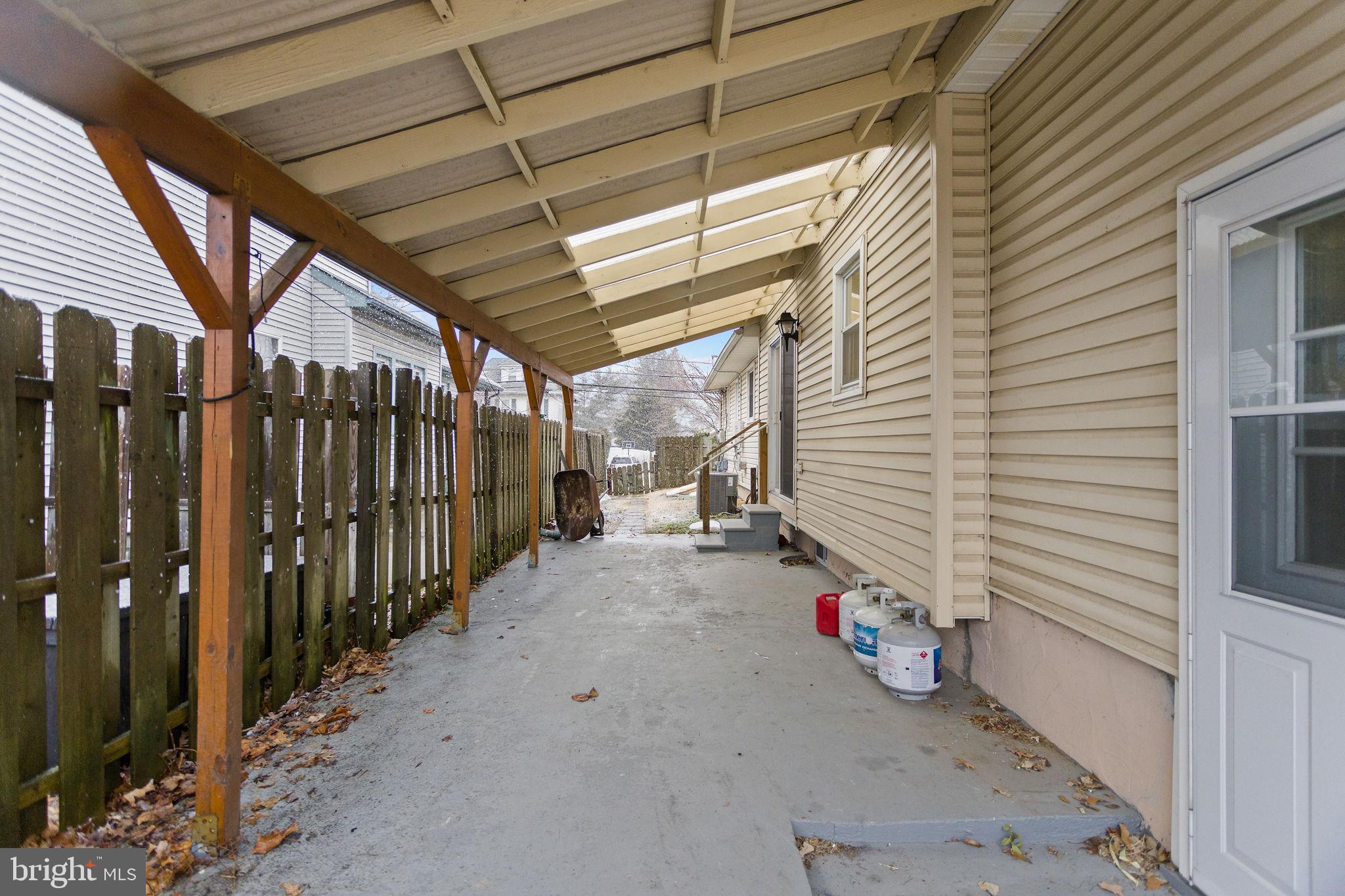 400 Reading Avenue Barrington, NJ 08007 - Photo 34 of 35 a view of small space