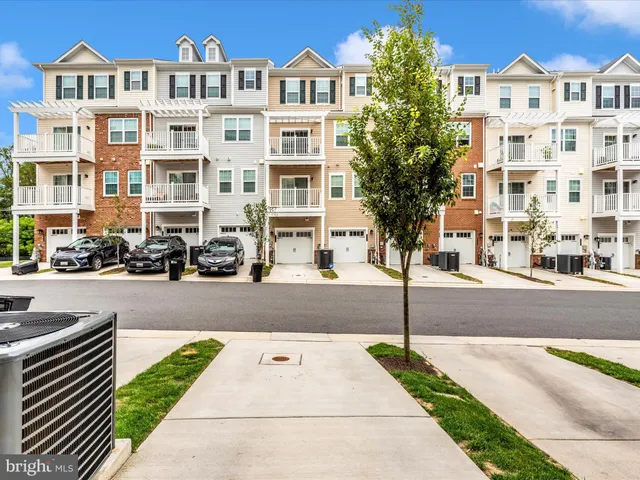 $399,999 | 9374 Seney Lane, Unit 567, Owings Mills, MD 21117