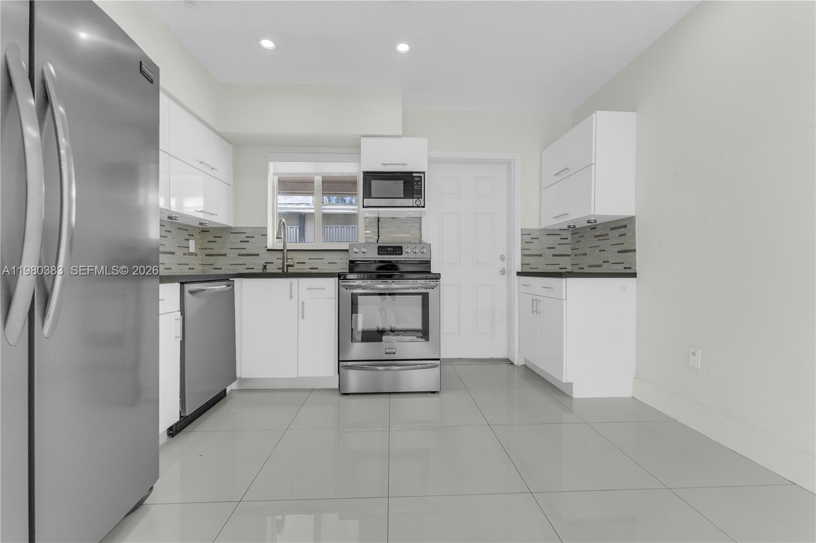 5271 Northwest 5th Street, Unit 5271 Miami, FL 33126 - Photo 3 of 15