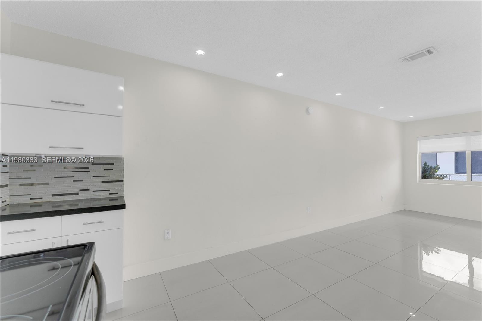 5271 Northwest 5th Street, Unit 5271 Miami, FL 33126 - Photo 6 of 15
