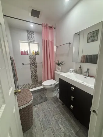 $2,600 | 5271 Northwest 5th Street, Unit 5271, Miami, FL 33126