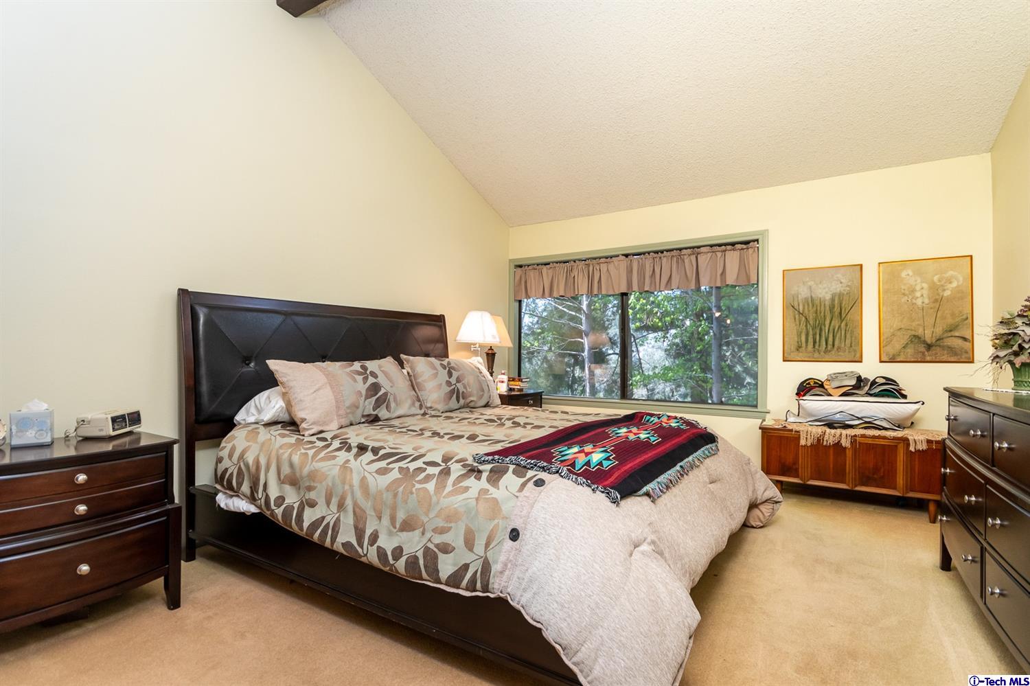 24 Aller Court Glendale, CA 91208 - Photo 17 of 39