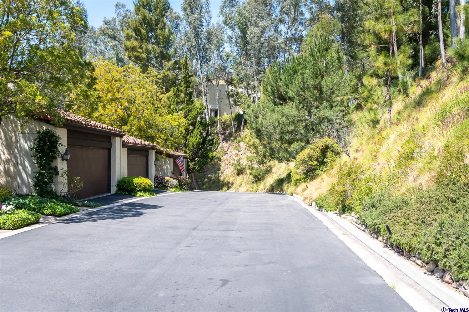 24 Aller Court Glendale, CA 91208 - Photo 34 of 39