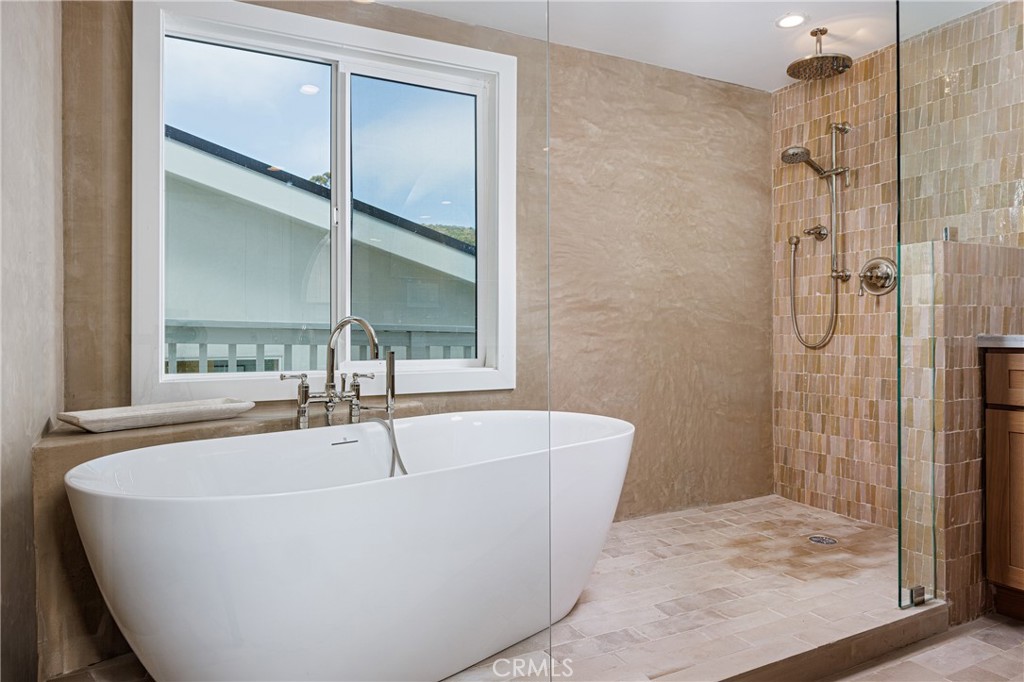 251 Highland Road Laguna Beach, CA 92651 - Photo 14 of 44