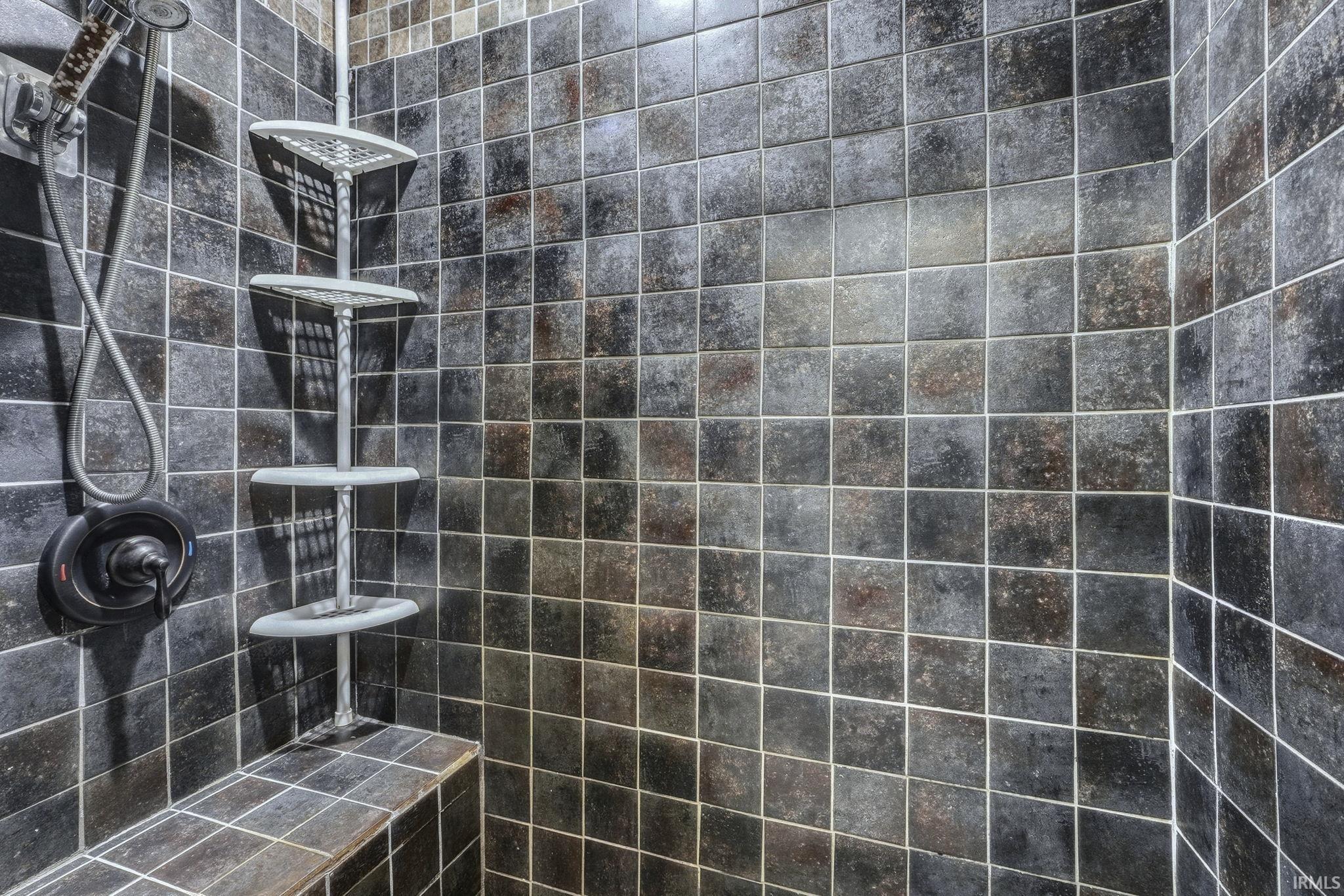 10911 Minnich Road Fort Wayne, IN 46816 - Photo 7 of 27