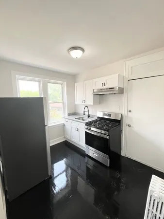 $1,200 | 4126 West 24th Place, Unit G2, Chicago, IL 60623