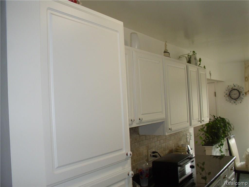 4340 15 Mile Road Sterling Heights, MI 48310 - Photo 15 of 44