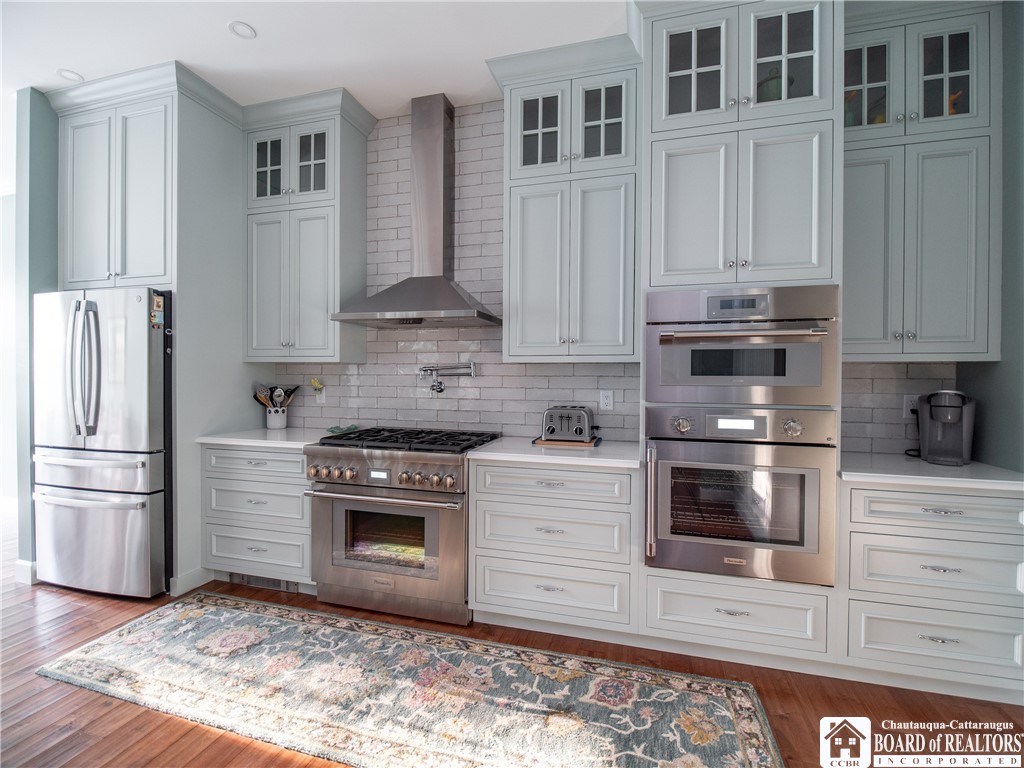 9709 Farel Road Pomfret, NY 14063 - Photo 16 of 46 GOURMET KITCHEN with THERMADOR APPLIANCES