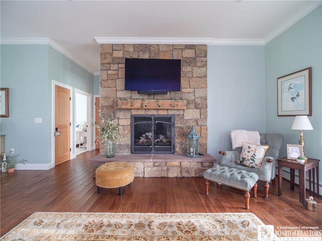 9709 Farel Road Pomfret, NY 14063 - Photo 23 of 46 LIVING ROOM