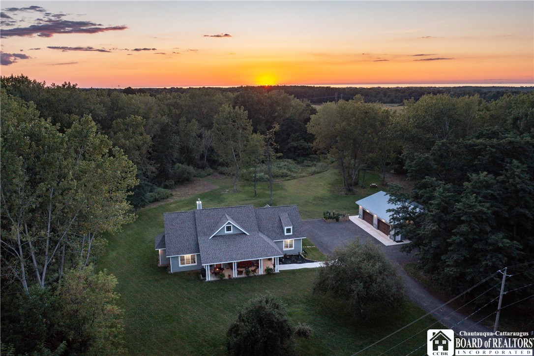 9709 Farel Road Pomfret, NY 14063 - Photo 4 of 46