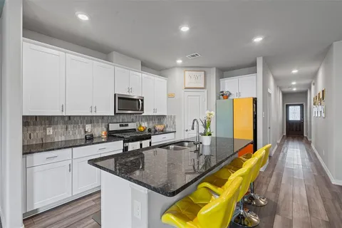 $359,900 | 10637 Brookshire Road, Fort Worth, TX 76126