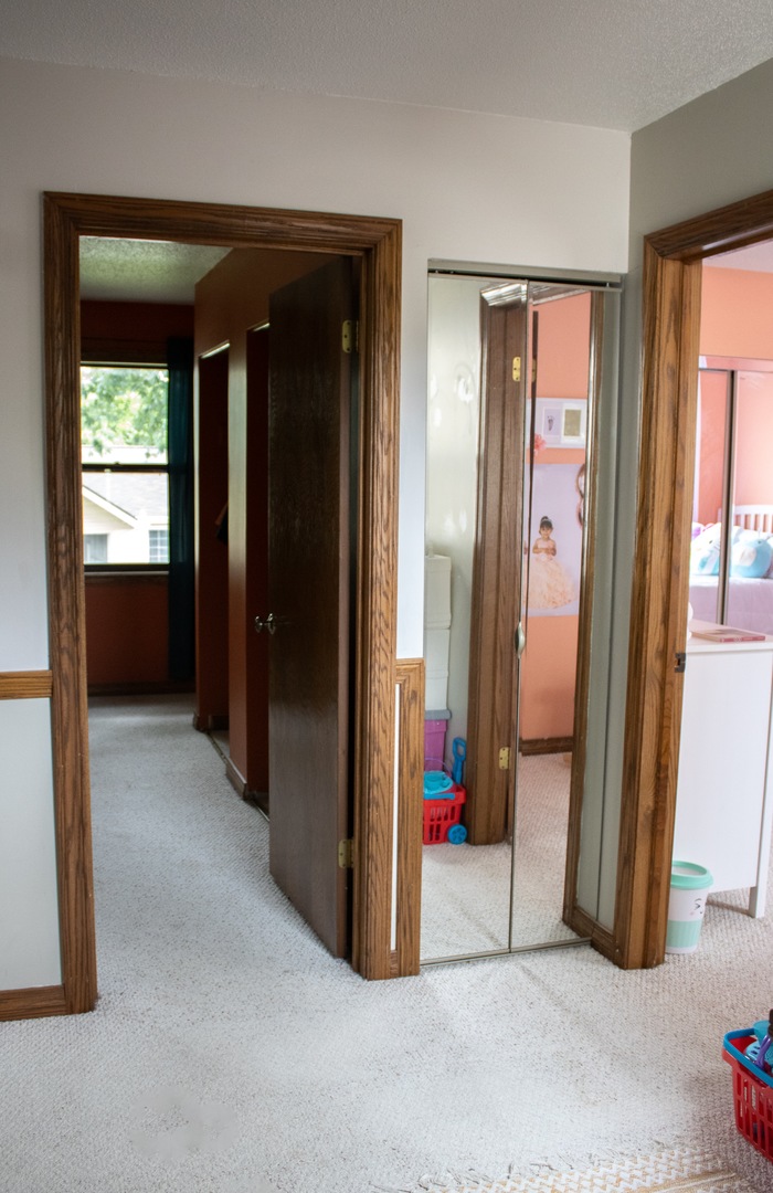 412 Spring Circle Urbana, IL 61802 - Photo 12 of 21 an entryway at a room with closet and large window