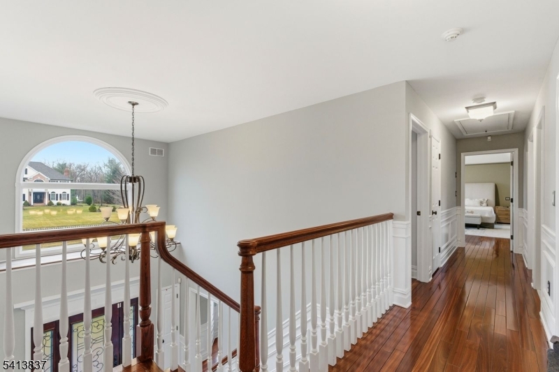 8 Spring Hunter Court Andover, NJ 07821 - Photo 23 of 42