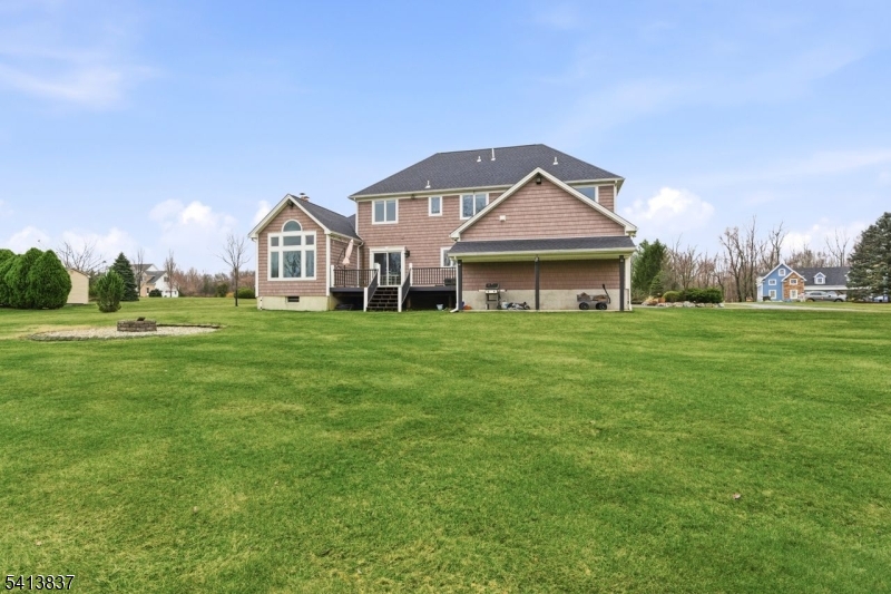 8 Spring Hunter Court Andover, NJ 07821 - Photo 33 of 42