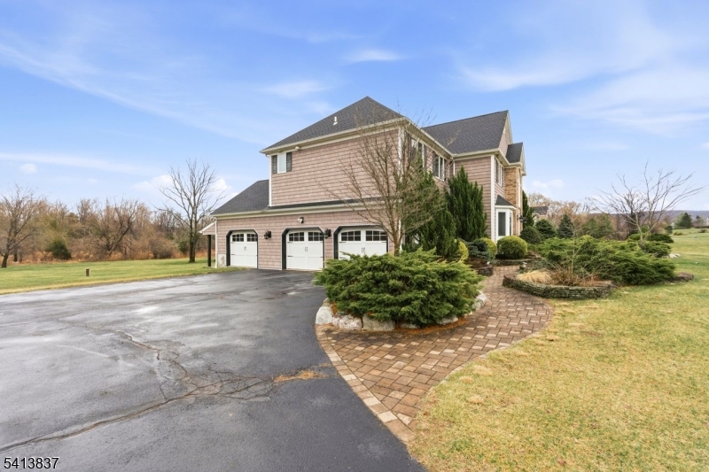 8 Spring Hunter Court Andover, NJ 07821 - Photo 36 of 42