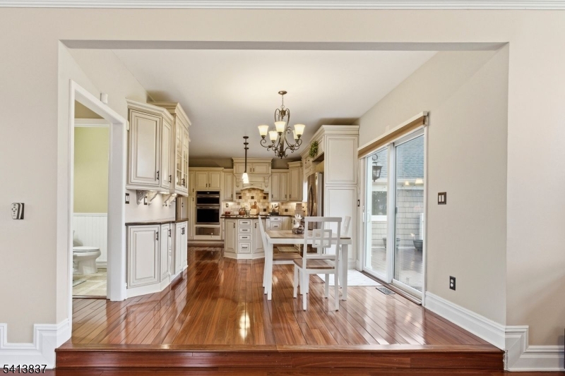 8 Spring Hunter Court Andover, NJ 07821 - Photo 6 of 42