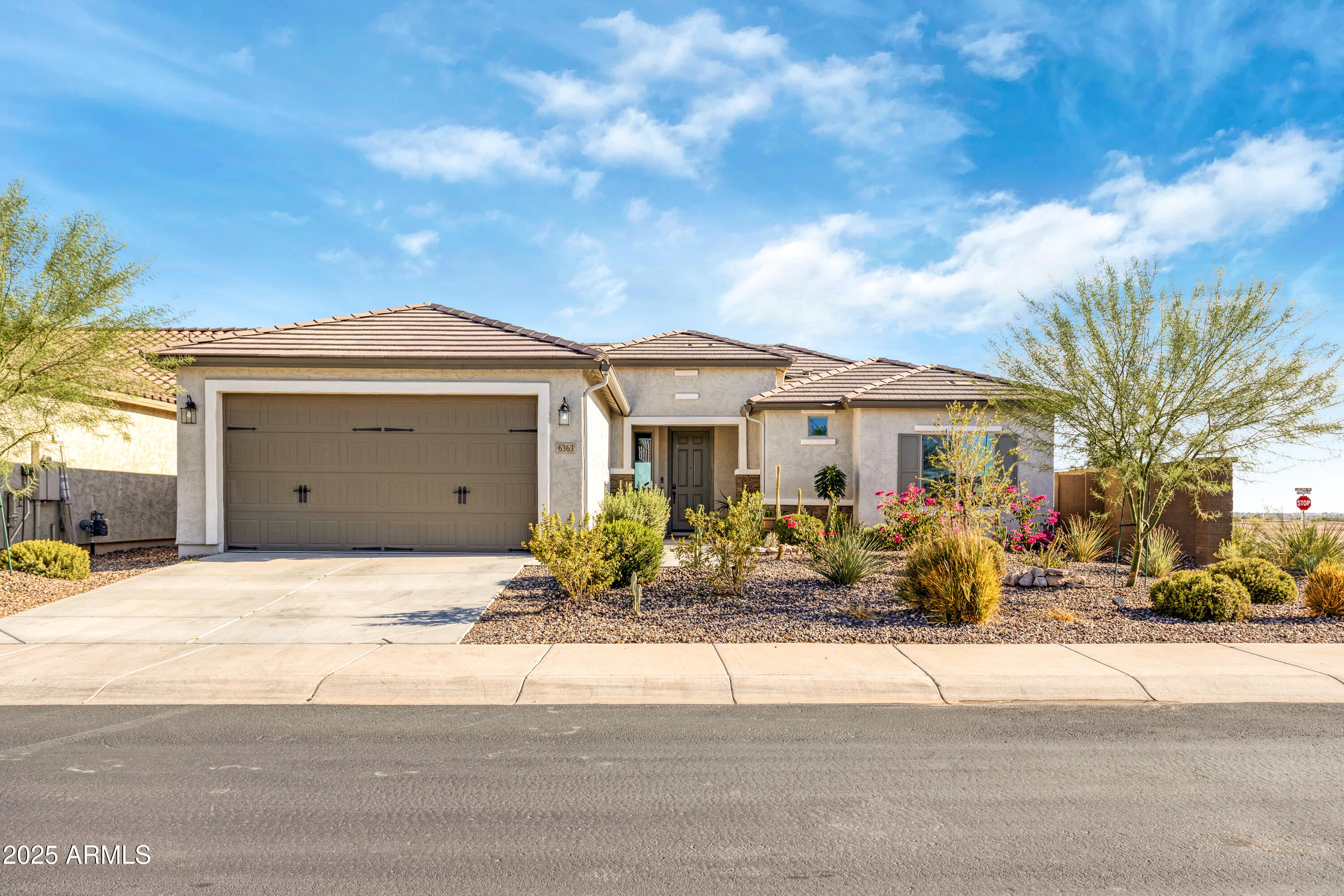 6363 West Springfield Way Florence, AZ 85132 - Photo 3 of 66 _F9A8367