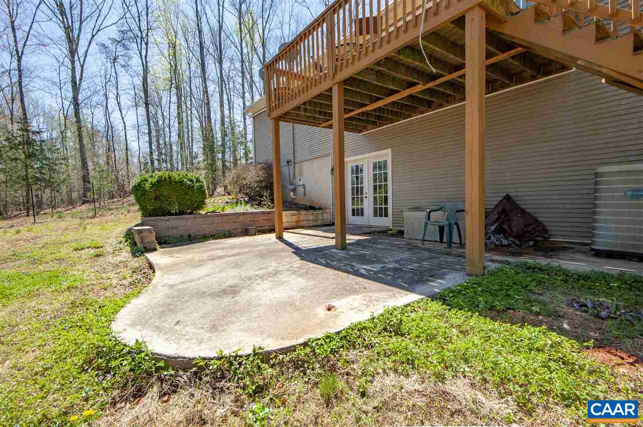 203 Quail Run Amherst, VA 24521 - Photo 5 of 45 a view of a backyard
