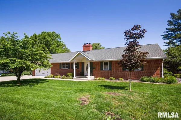 $449,900 | 2159 Cherry Road, Springfield, IL 62704